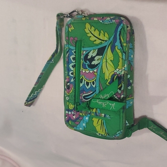 Vera Bradley Wallet/Wristlet Emerald Paisley design - Picture 2 of 8